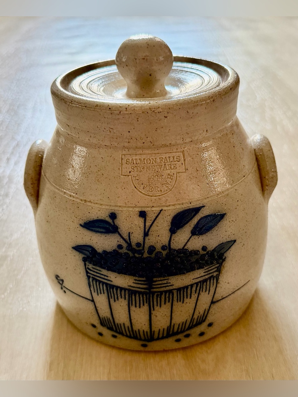 Salmon Falls Stoneware 1994 Pottery Canister Lid Handles Blueberry Basket